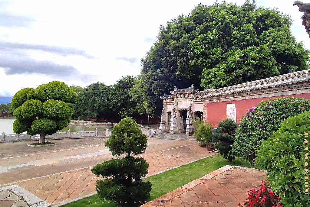 JIUNSHUI TEMPLE DE CONFUCIUS (15).jpg